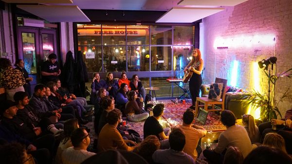 World Hearing Day 2023 - Mumbli partners with Sofar Sounds to host Audio Inclusive Acoustic Gigs